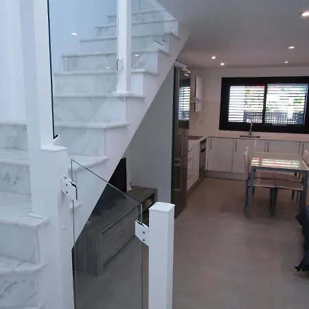 Дом отдыха Modern Loft Costa Adeje Free Wifi