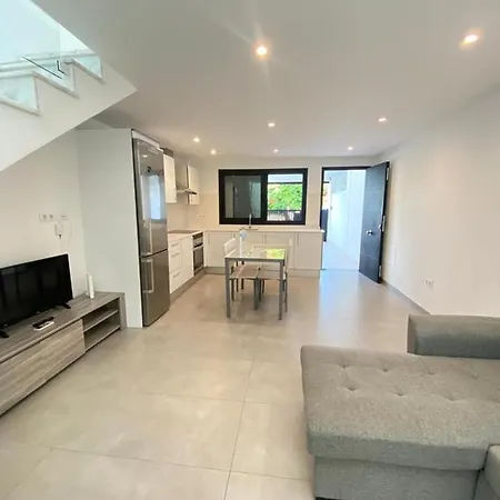 Дом отдыха Modern Loft Costa Adeje Free Wifi *