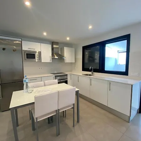 Modern Loft Costa Adeje Free Wifi 別荘 アデヘ